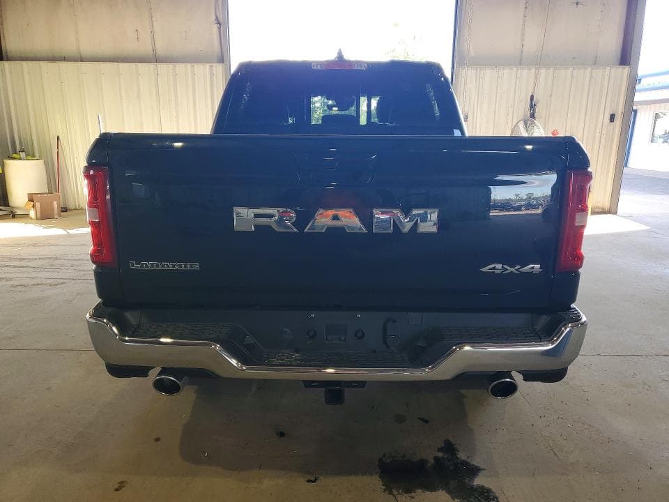 2027 RAM 1500 LARAMIE 6