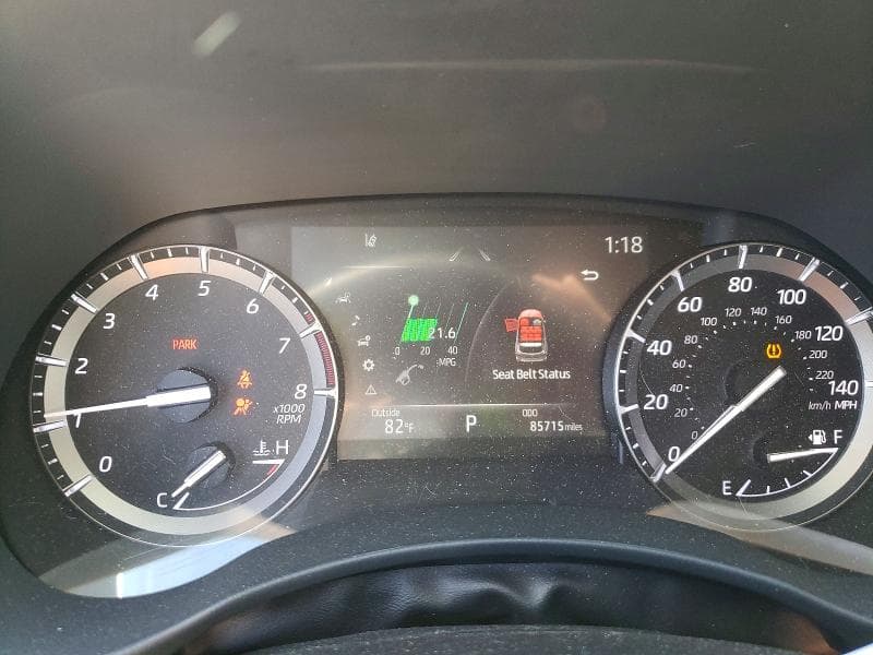 2021 TOYOTA HIGHLANDER XLE 9