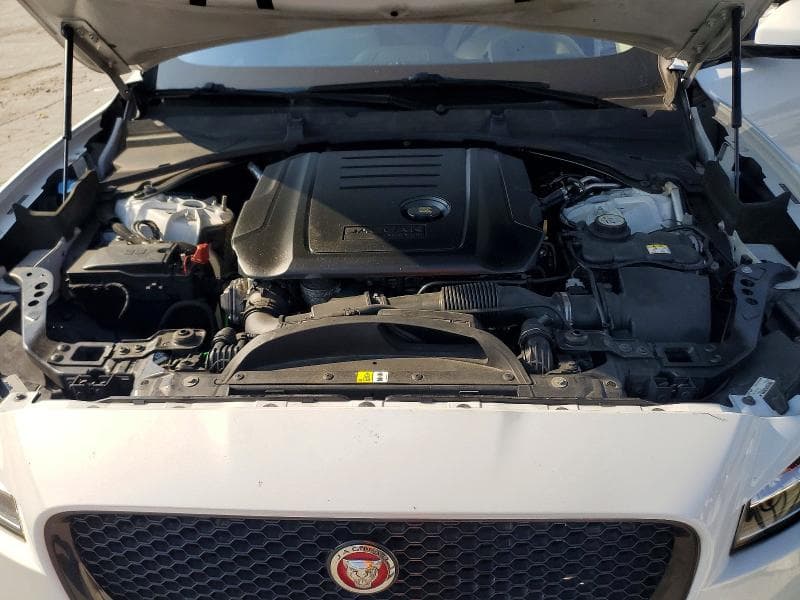2017 JAGUAR F-PACE PRESTIGE 12
