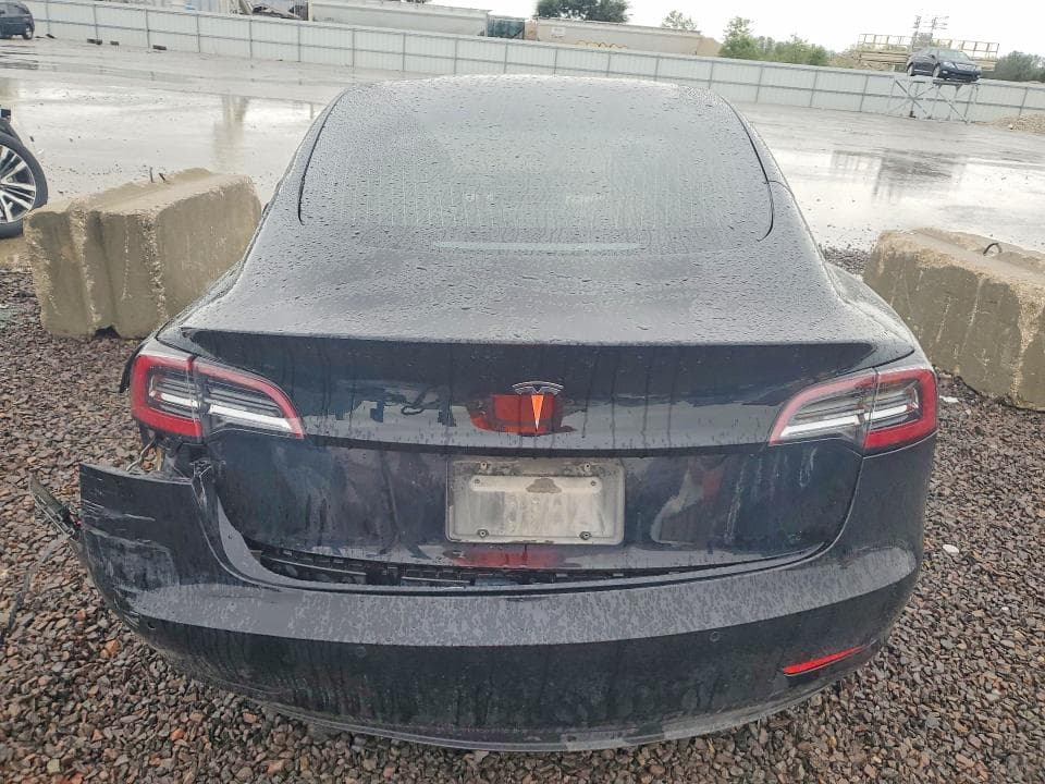 2020 TESLA MODEL 3 6