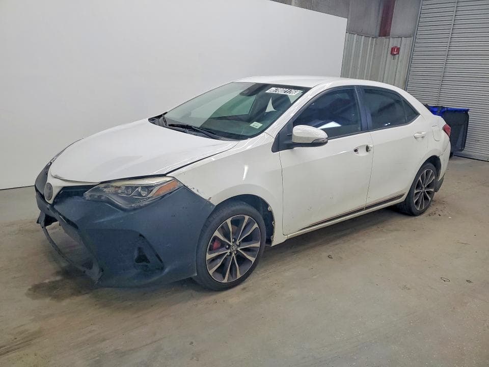 2017 TOYOTA COROLLA SE - 1