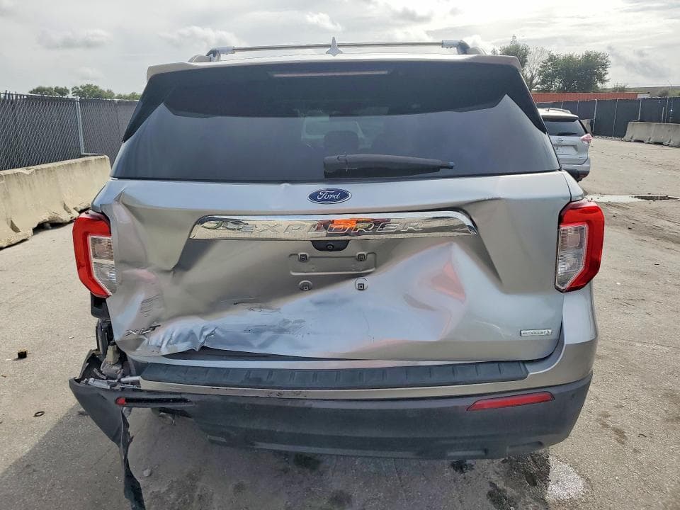 2020 FORD EXPLORER XLT 6