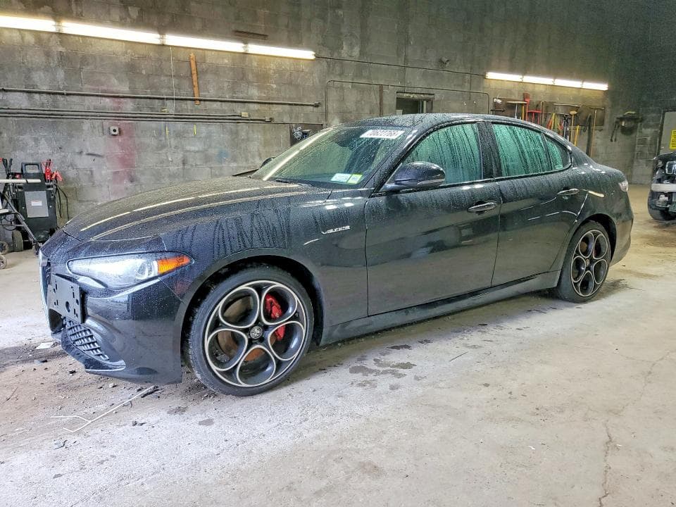 2024 ALFA ROMEO GIULIA TI