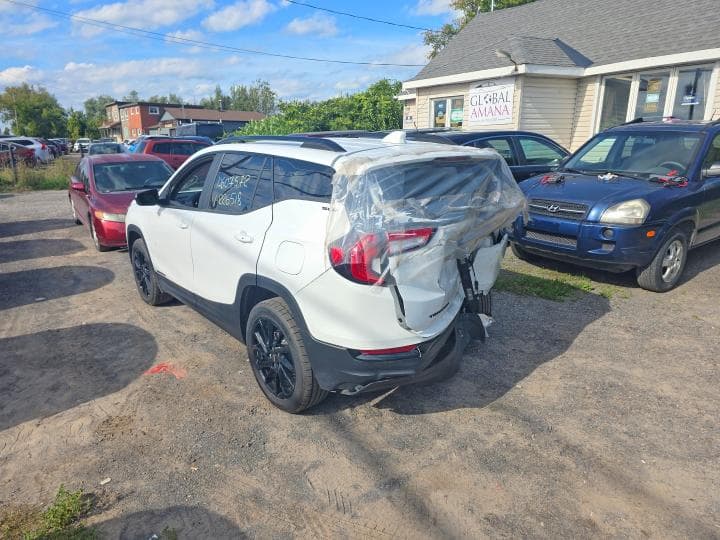 2024 GMC TERRAIN SLE 3