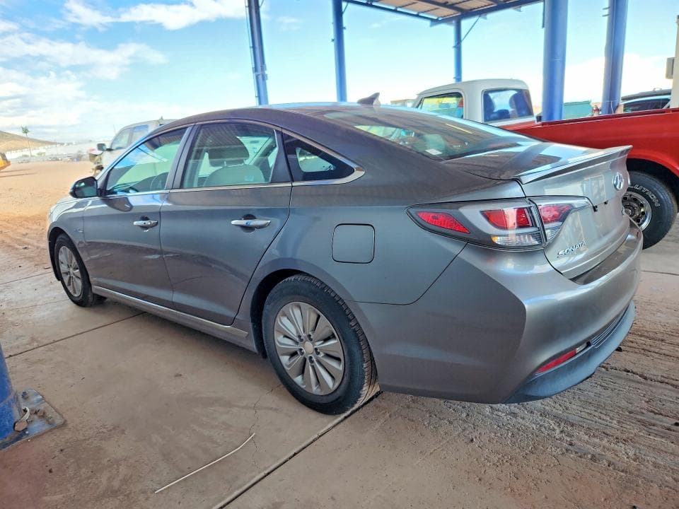 2017 HYUNDAI SONATA HYBRID SE 2