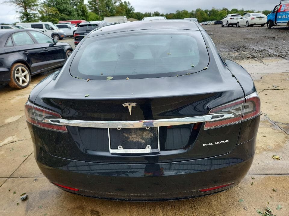 2020 TESLA MODEL S 6