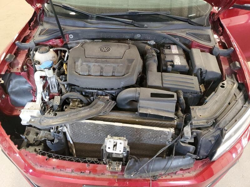 2018 VOLKSWAGEN PASSAT SE 11