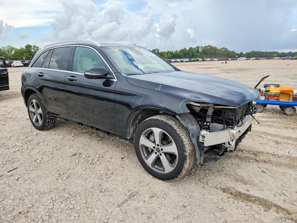 2022 MERCEDES-BENZ GLC 300 4