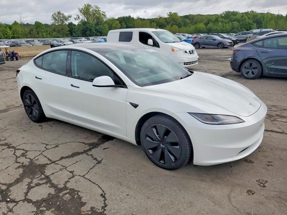 2025 TESLA MODEL 3 4
