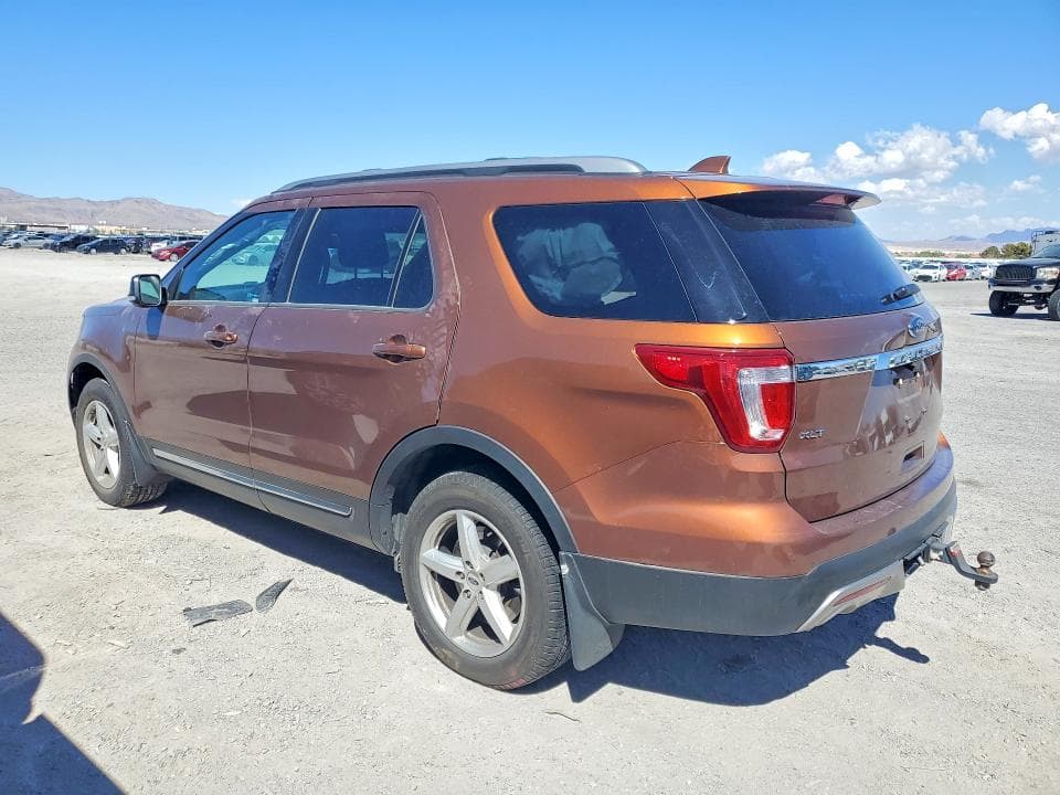 2017 FORD EXPLORER XLT 2