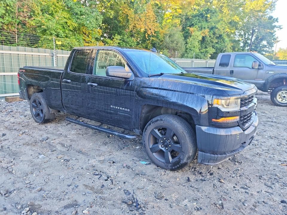 2017 CHEVROLET SILVERADO K1500 4