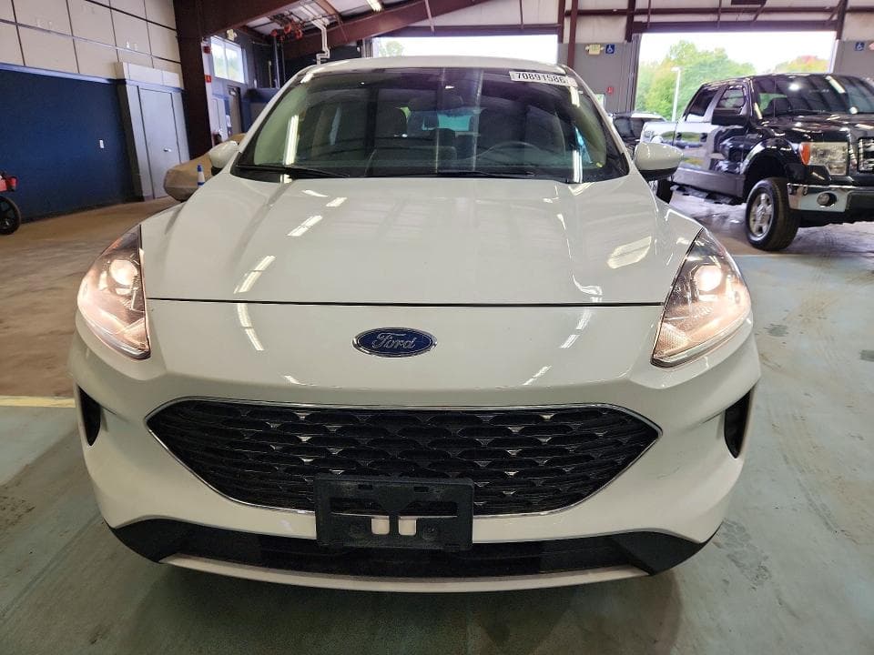 2020 FORD ESCAPE SE 5