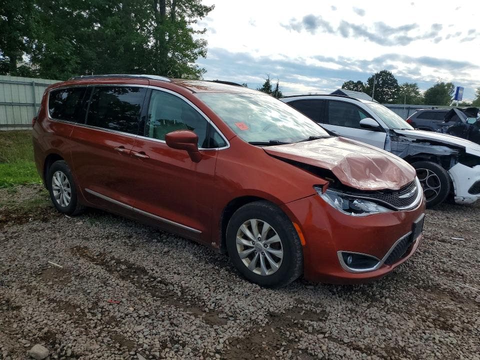 2018 CHRYSLER PACIFICA TOURING L PLUS 4