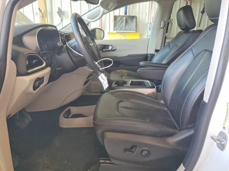 2024 CHRYSLER PACIFICA TOURING L 7