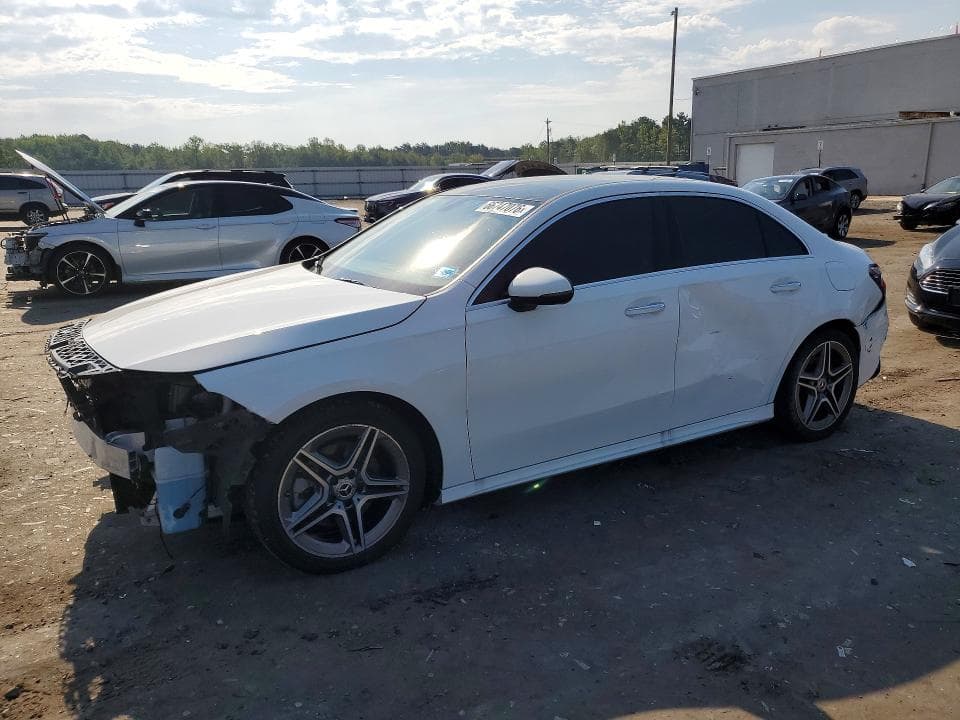 2022 MERCEDES-BENZ A 220 4MATIC - 1
