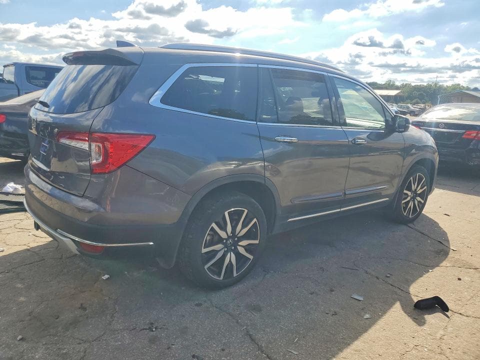 2019 HONDA PILOT TOURING 3