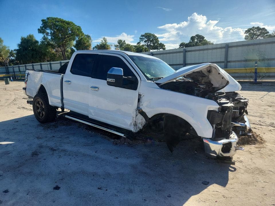 2022 FORD F350 SUPER DUTY 4