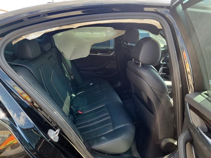 2020 BMW 530 I 10