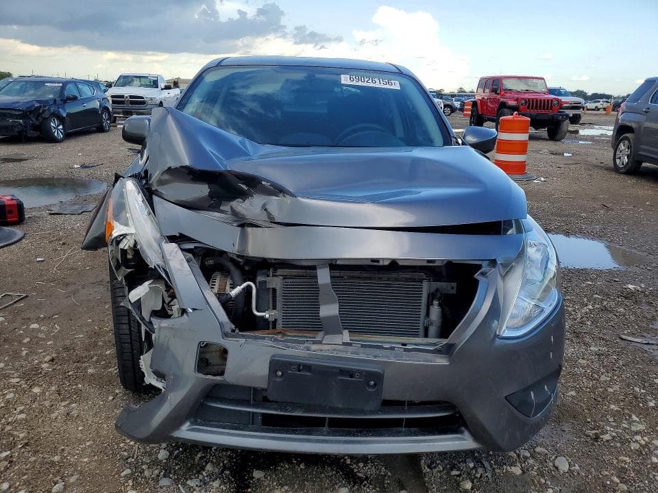 2019 NISSAN VERSA S PLUS 5