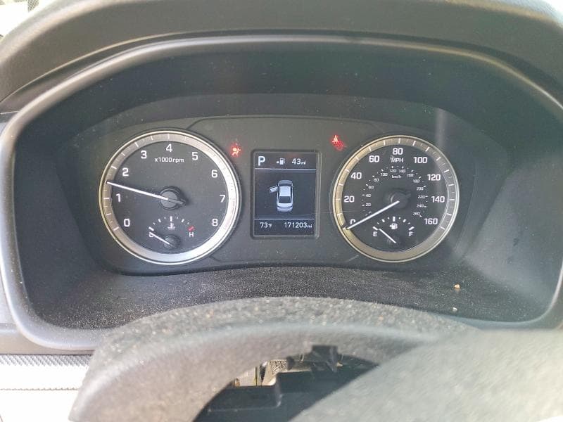 2018 HYUNDAI SONATA SE 9