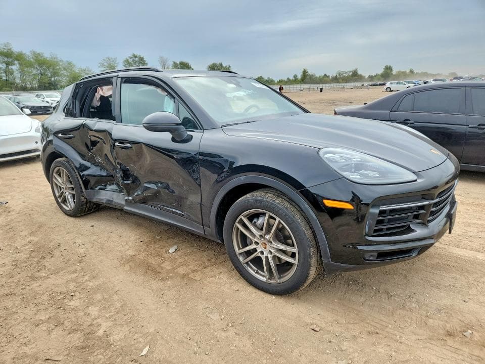2019 PORSCHE CAYENNE 4