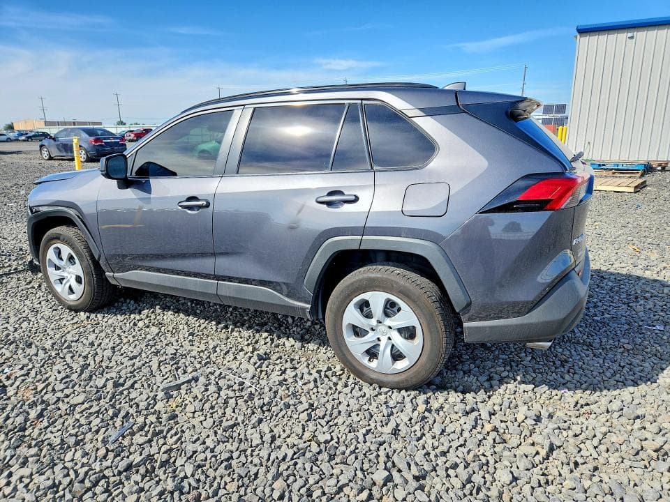 2021 TOYOTA RAV4 LE 2