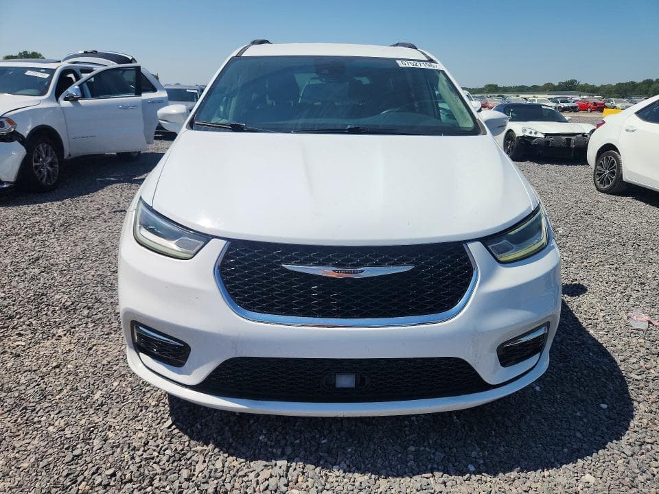 2022 CHRYSLER PACIFICA TOURING L 5