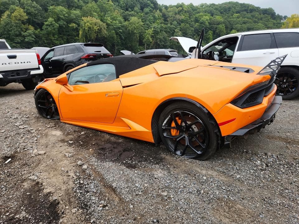 2017 LAMBORGHINI HURACAN 2