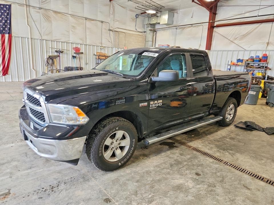 2019 RAM 1500 CLASSIC SLT - 1