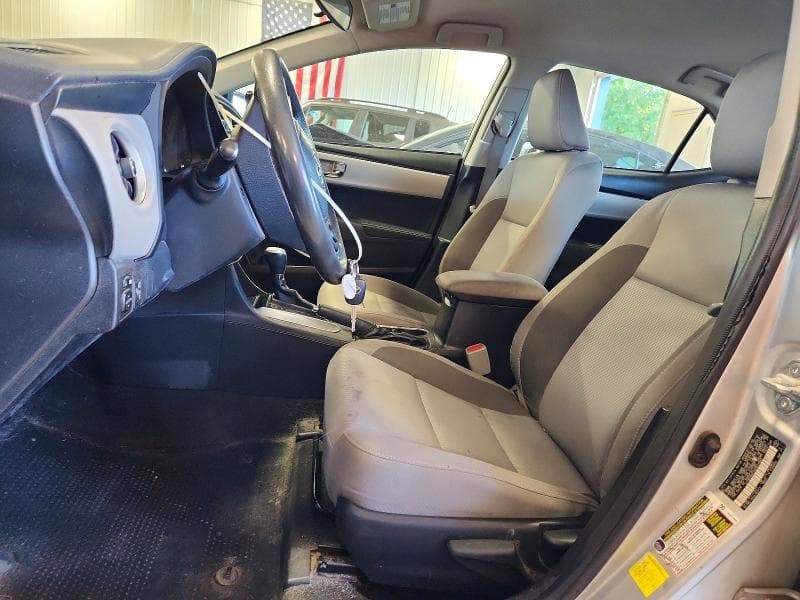 2017 TOYOTA COROLLA LE 7