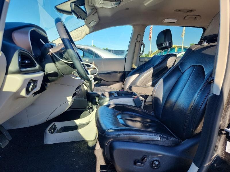 2017 CHRYSLER PACIFICA TOURING L 7