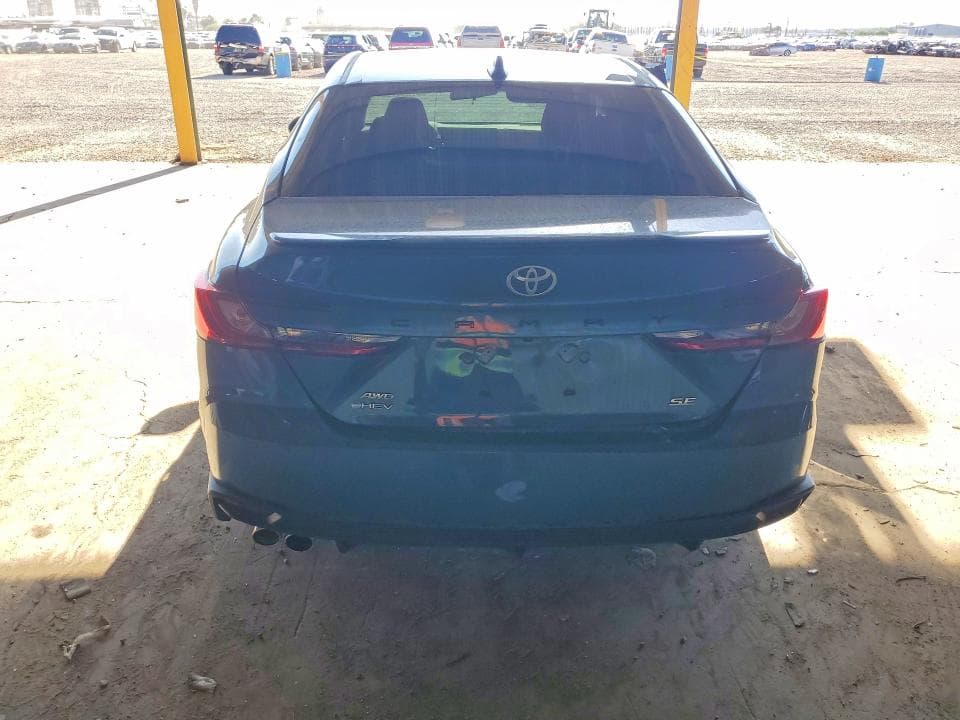 2026 TOYOTA CAMRY SE 6