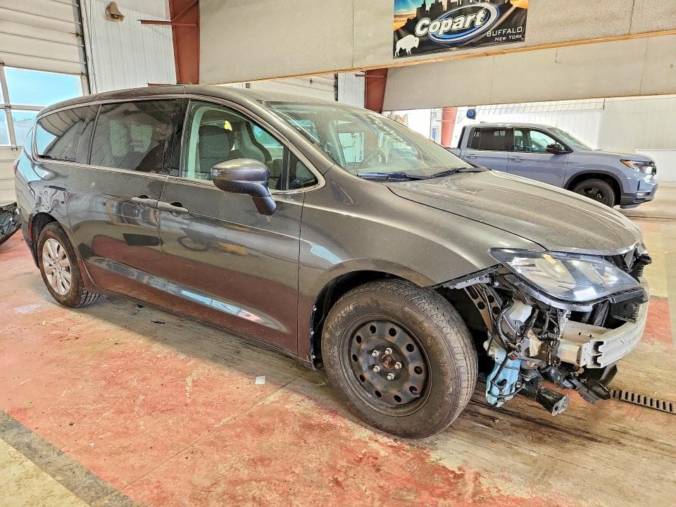 2018 CHRYSLER PACIFICA L 4