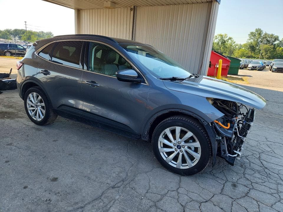 2021 FORD ESCAPE TITANIUM 4