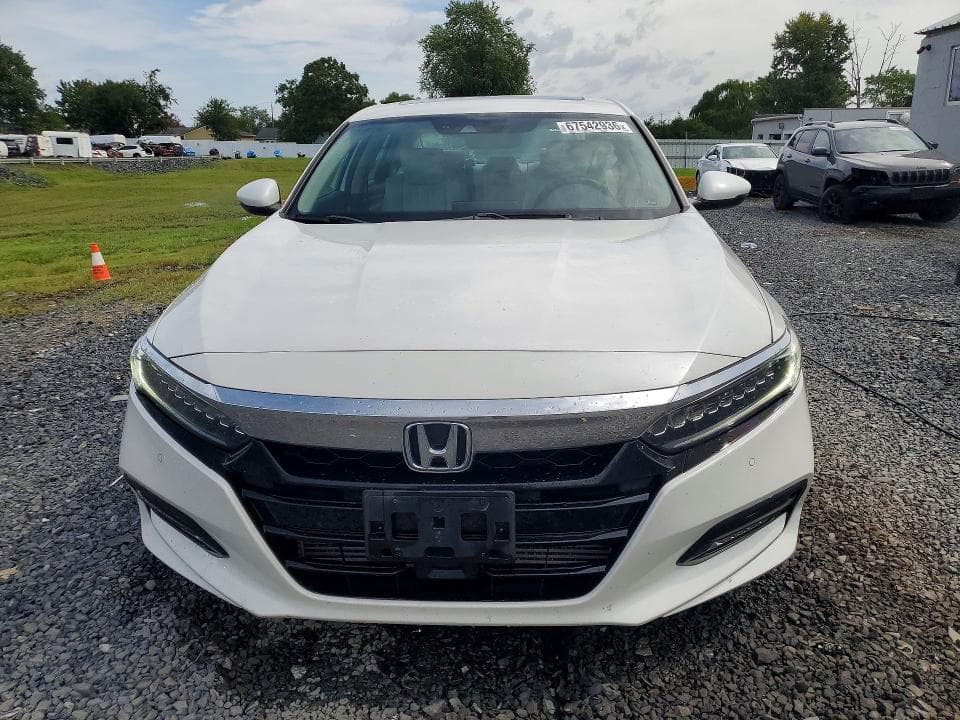 2018 HONDA ACCORD TOURING 5
