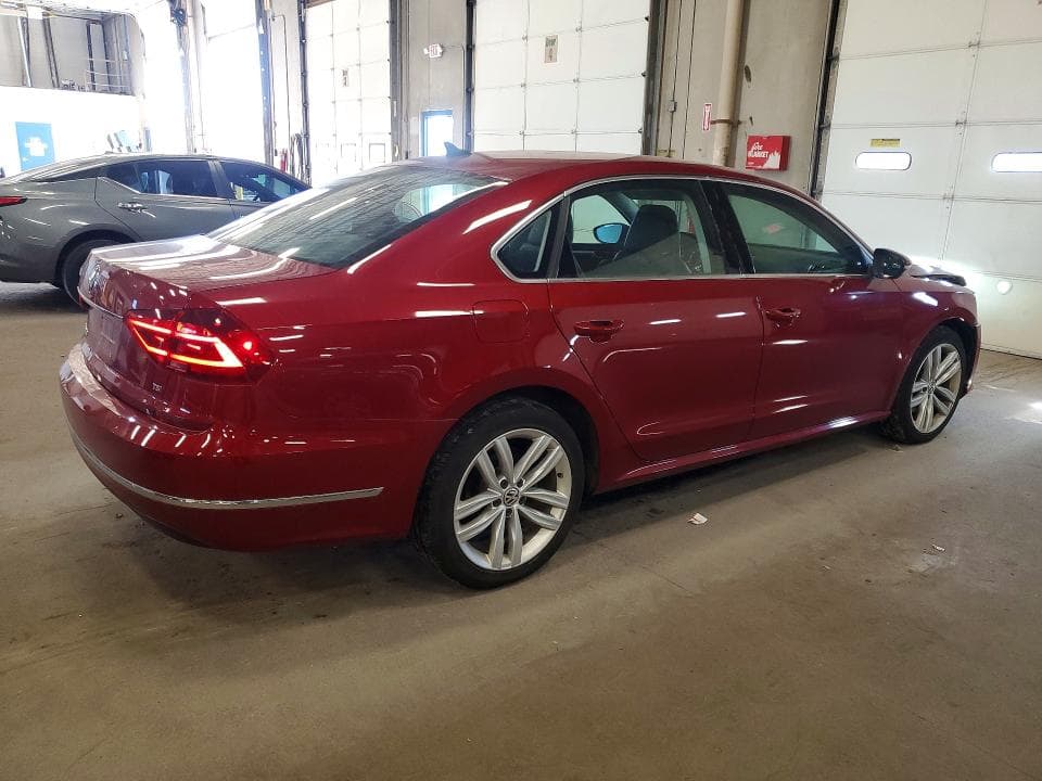 2018 VOLKSWAGEN PASSAT SE 3