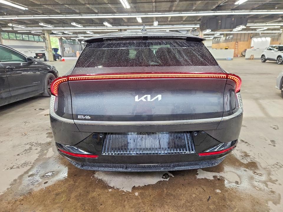 2023 KIA EV6 WIND 6