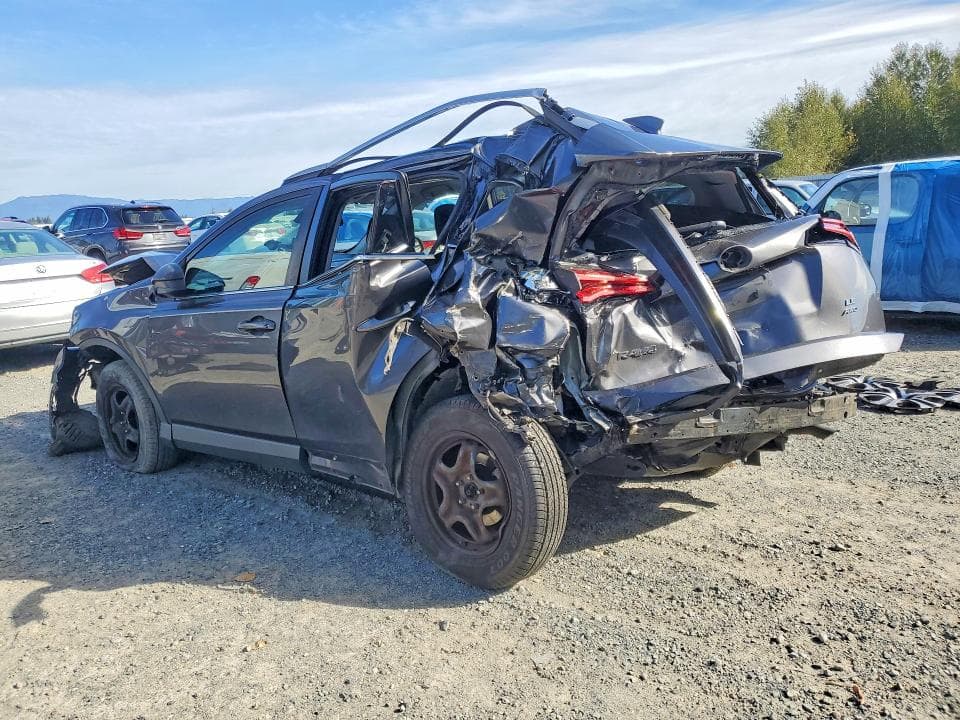 2017 TOYOTA RAV4 LE 2