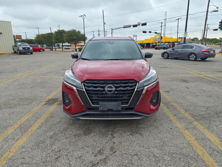 2022 NISSAN KICKS SR 12