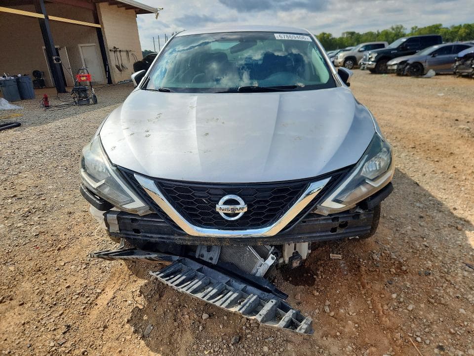 2019 NISSAN SENTRA SV 5