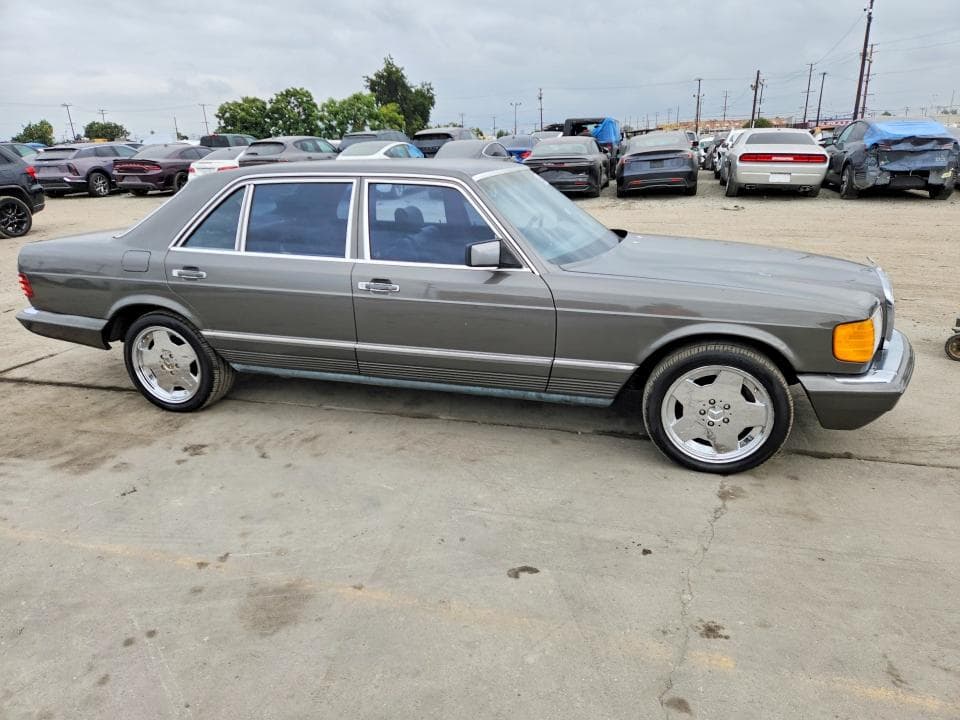 1985 MERCEDES-BENZ 500 SEL 4