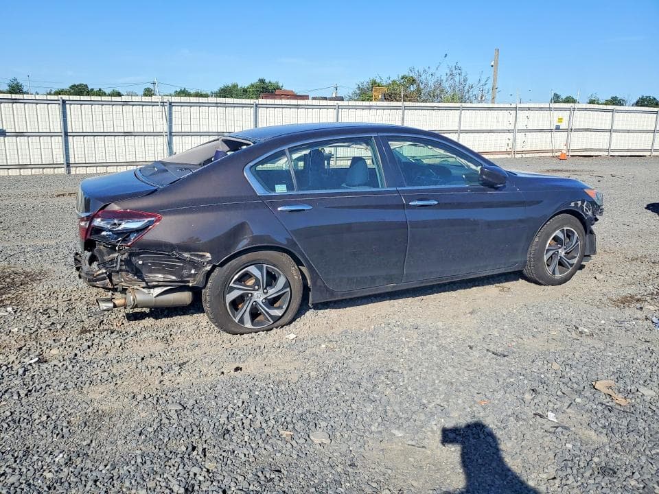 2017 HONDA ACCORD LX 3