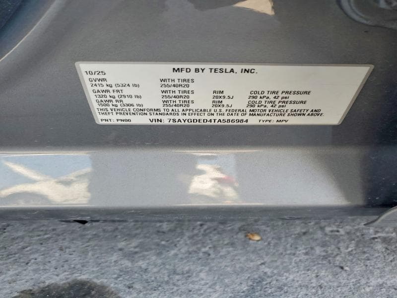 2026 TESLA MODEL Y 12