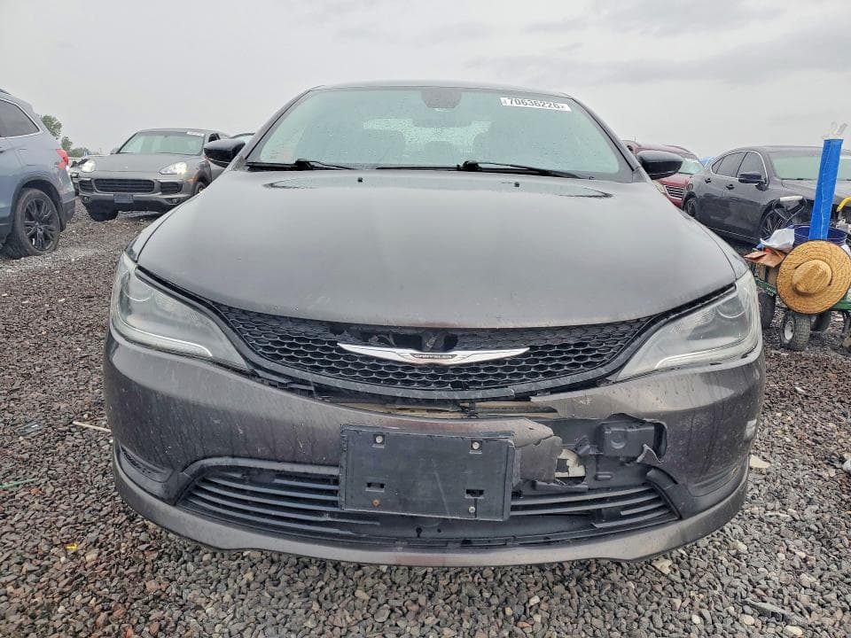 2017 CHRYSLER 200 LX 5