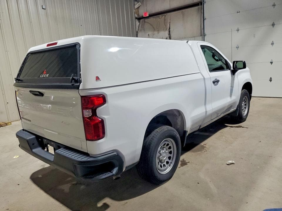 2023 CHEVROLET SILVERADO C1500 3