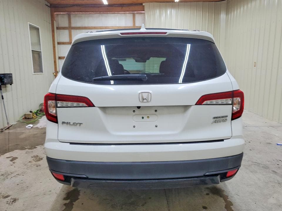 2021 HONDA PILOT SE 6