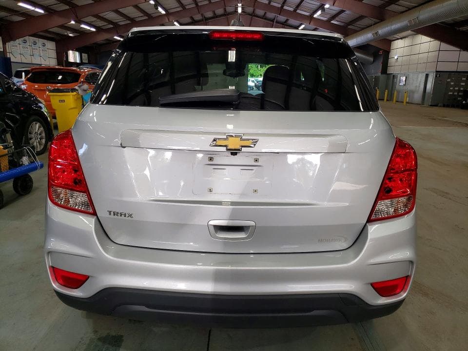 2020 CHEVROLET TRAX LS 6