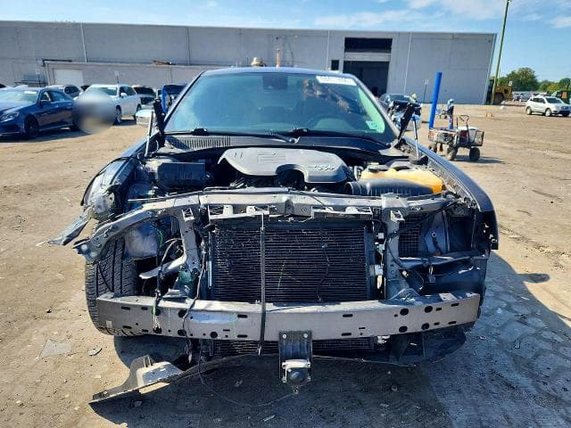 2017 CHRYSLER 300C 5