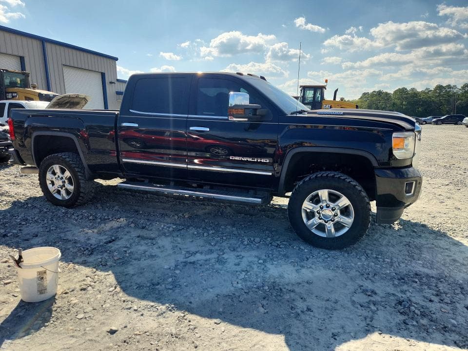 2018 GMC SIERRA K2500 DENALI 4