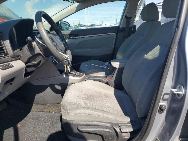 2017 HYUNDAI ELANTRA SE 7